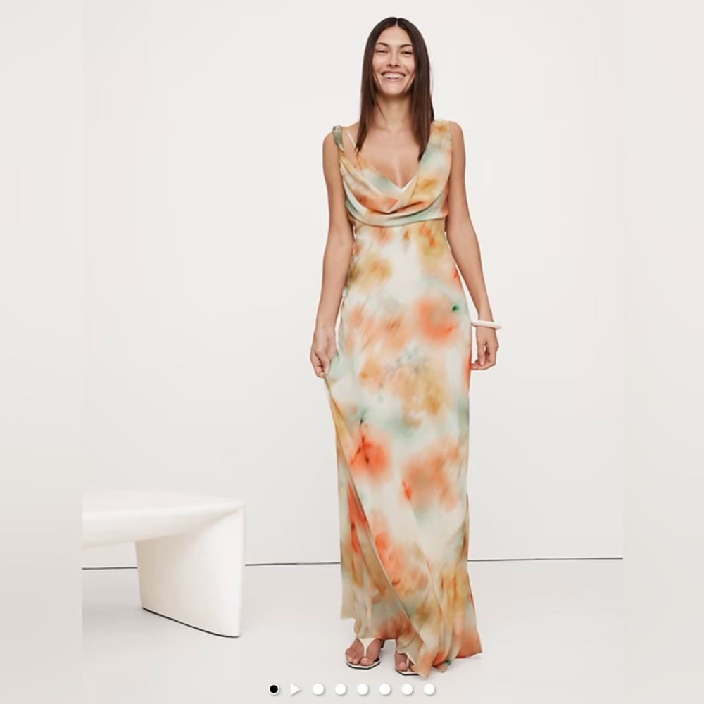 NWT NEVER WORN Banana republic twisted shoulder maxi dress